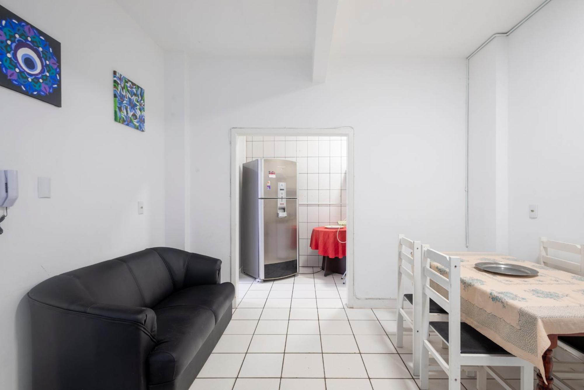 01 1 Quarto, Centro Bc *
