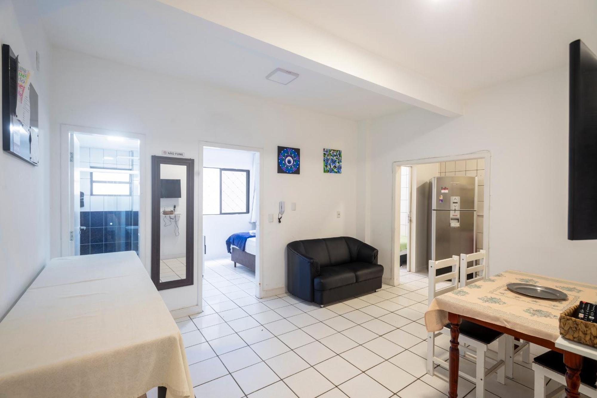 01 1 Quarto, Centro Bc *